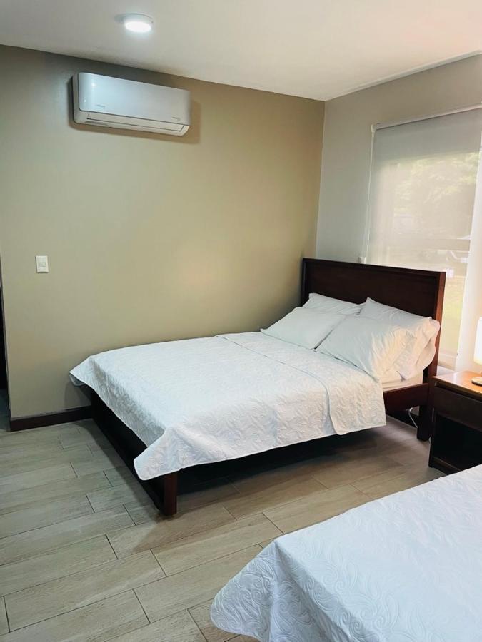 Ganesha Liberia Apartment